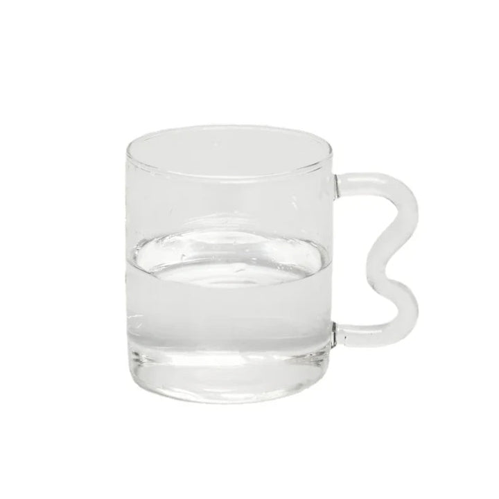 Sway glass mug – wavy colorful handle – artistic & functional – Die‑Tassen.de
